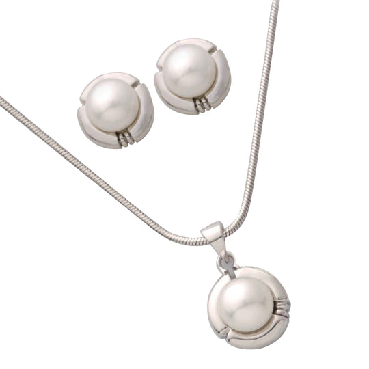 Pearl Earring & Necklace Set