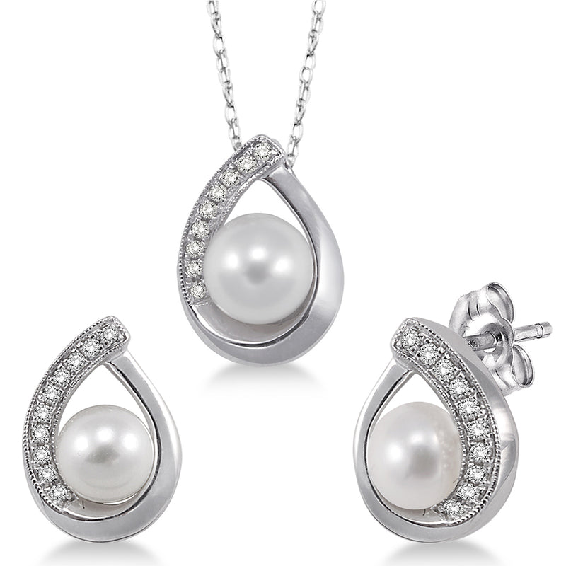 Pearl Earring & Necklace Set