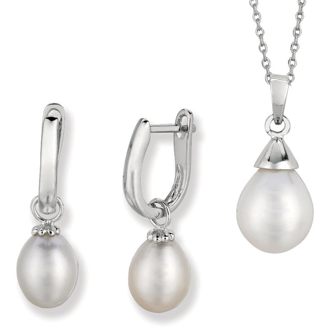 Pearl Earring & Necklace Set